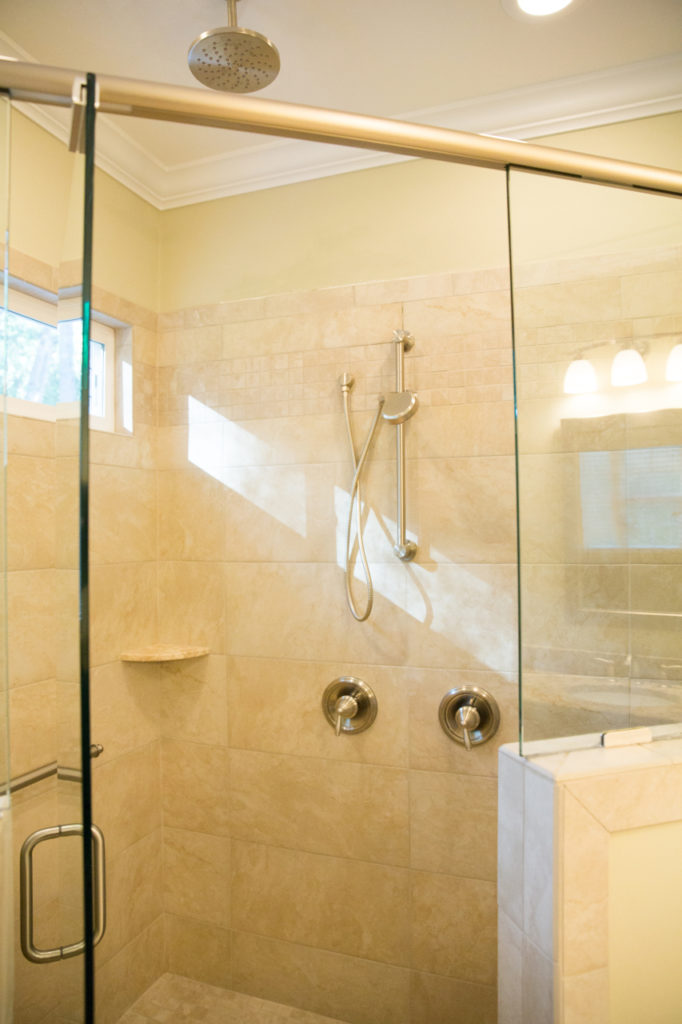 Beautiful Lafayette Oaks Custom preview